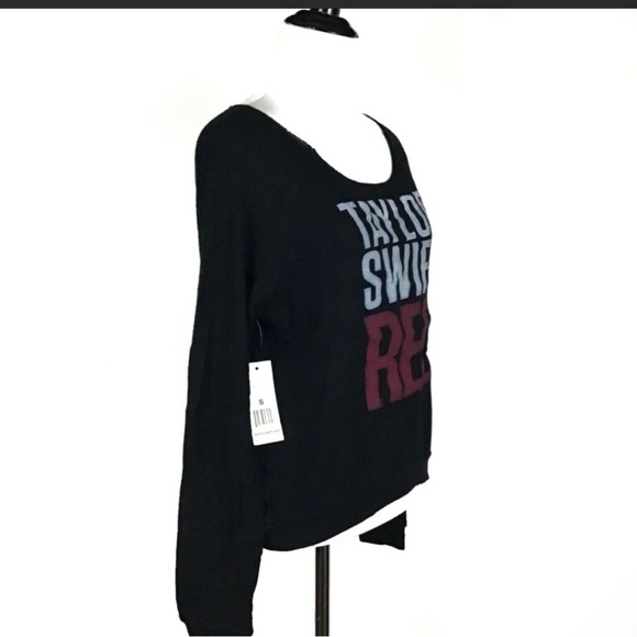 NWT Taylor Swift Red Tour Concert Sweatshirt/Shirt - Picture 2 of 4